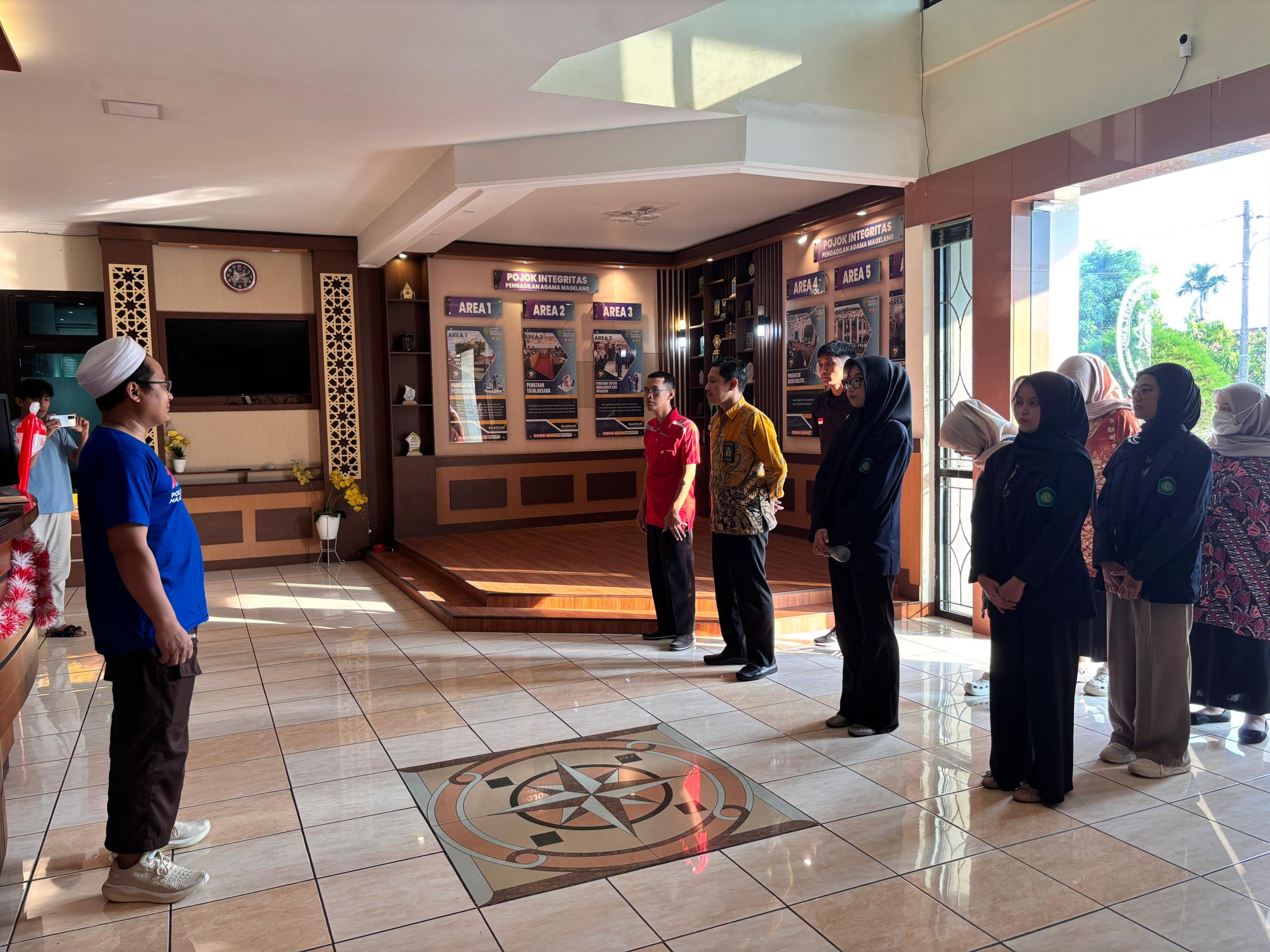 Semangat Bersama dalam Geber (Gerakan Bersih Bersih) Mandiri Pengadilan Agama Magelang