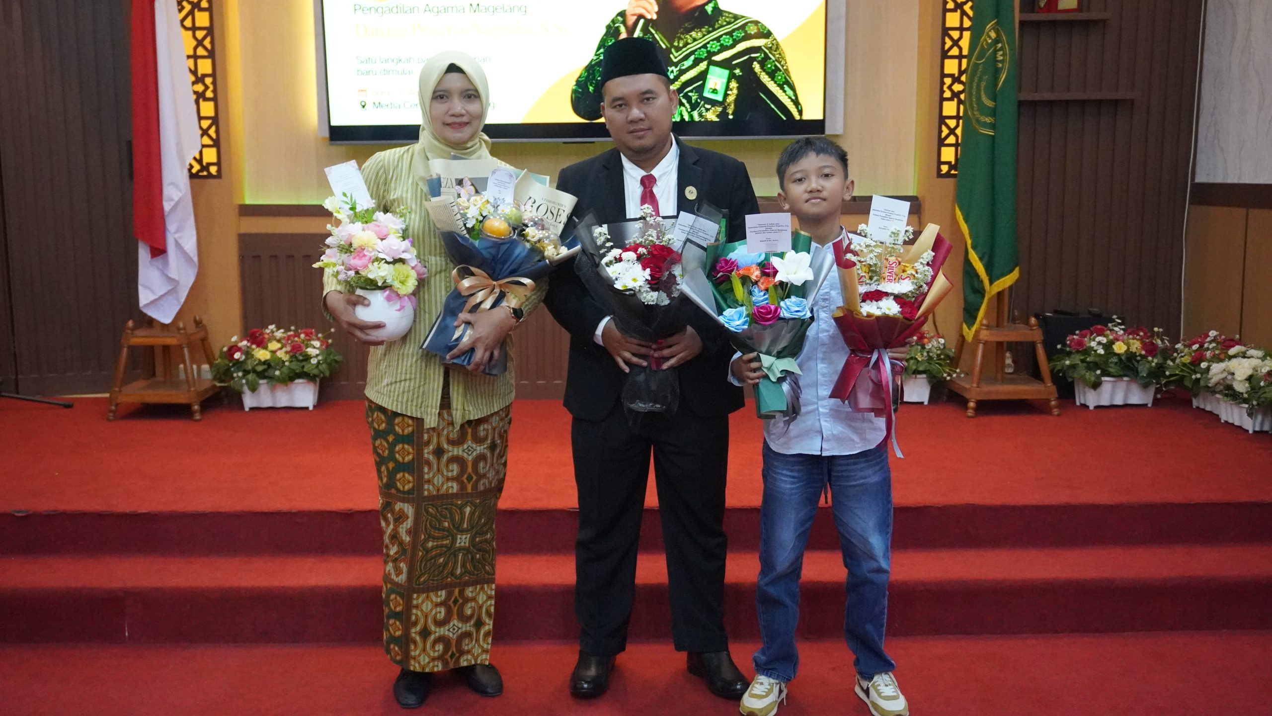 Pengambilan Sumpah Jabatan dan Pelantikan Panitera Pengadilan Agama Magelang