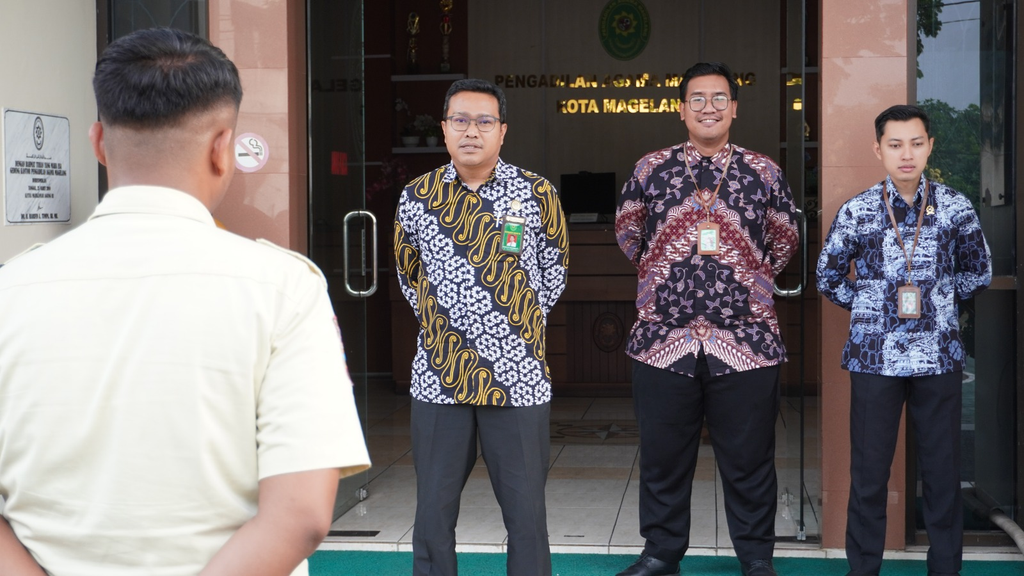 Ketua PA Magelang Apresiasi Kerja Sama Aparatur dalam Penyelesaian E-Kinerja dan SKP Triwulan III Ketua PA Magelang Apresiasi Kerja Sama Aparatur dalam Penyelesaian E-Kinerja dan SKP Triwulan III