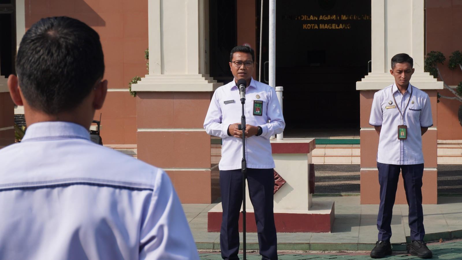 PA Magelang Catat Prestasi pada Penilaian Triwulan III, Ketua PA Magelang Tekankan Peningkatan Kinerja Pegawai